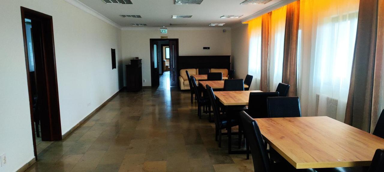 Pensiunea Agroturistica Eden Piatra Fantanele Exterior foto
