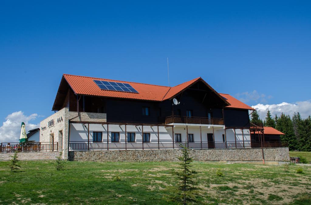 Pensiunea Agroturistica Eden Piatra Fantanele Exterior foto