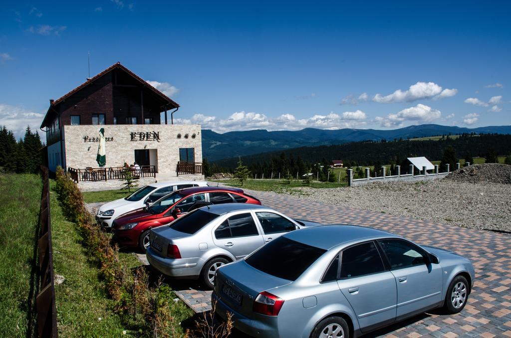 Pensiunea Agroturistica Eden Piatra Fantanele Exterior foto