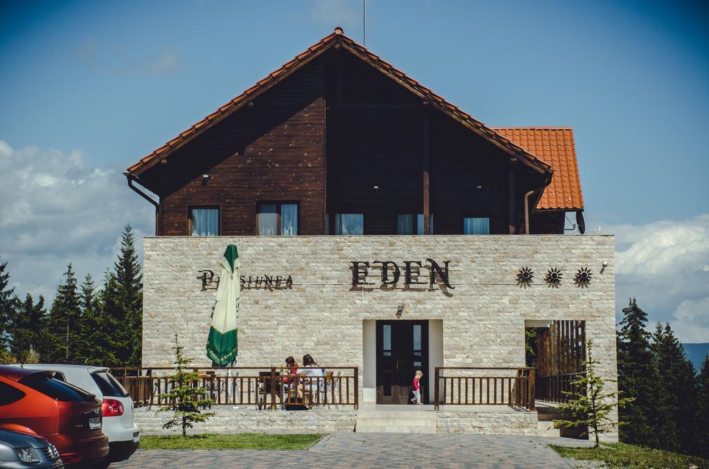 Pensiunea Agroturistica Eden Piatra Fantanele Exterior foto